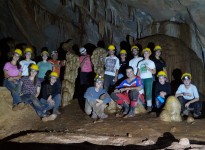 Da escuridão das cavernas à luz do conhecimento